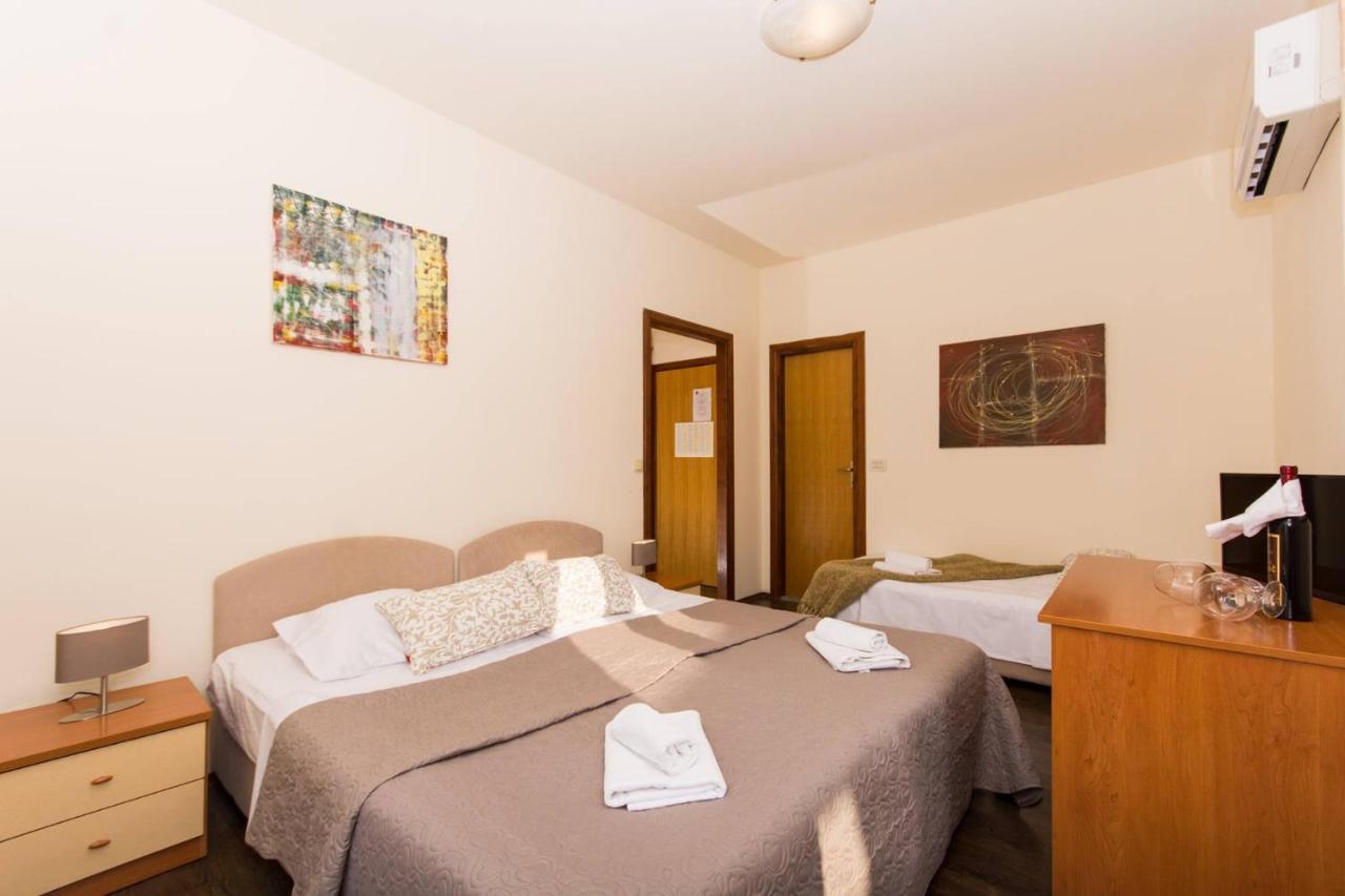 Vila Liza Trogir Exterior foto